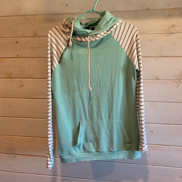 & | Mint To Be Doublehood Sweater - Picture 2 of 9